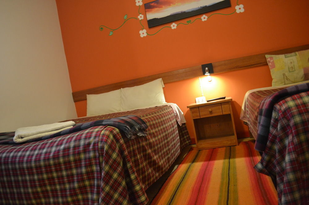 Net House Bed & Breakfast 2*